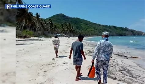 Mindoro oil spill reaches Palawan town .